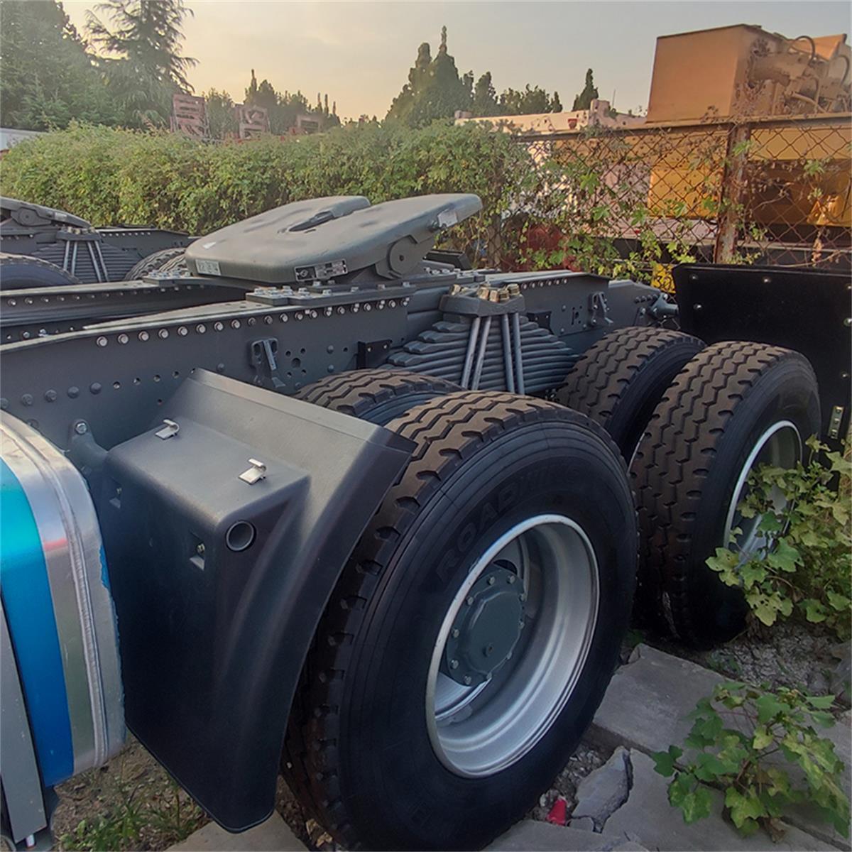 HOWO Tractor Truck Head 4