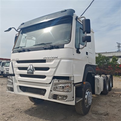 Sinotruk Howo Tractor Truck6x4